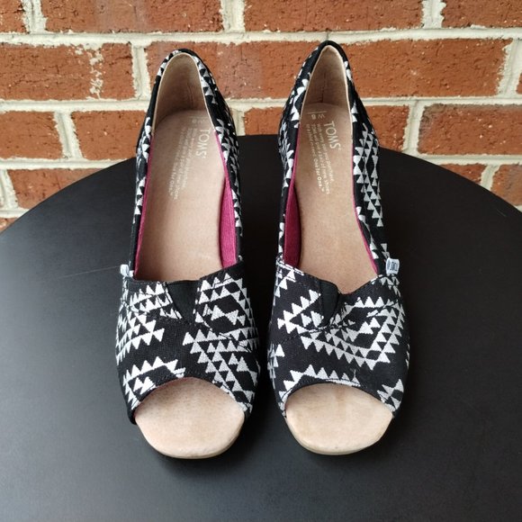Toms Women's Stella Wedges Sandals Peep Toe Black Silver Aztec Cork Size 8 - Picture 3 of 10